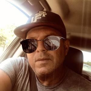 Meet your Posher, Kenny